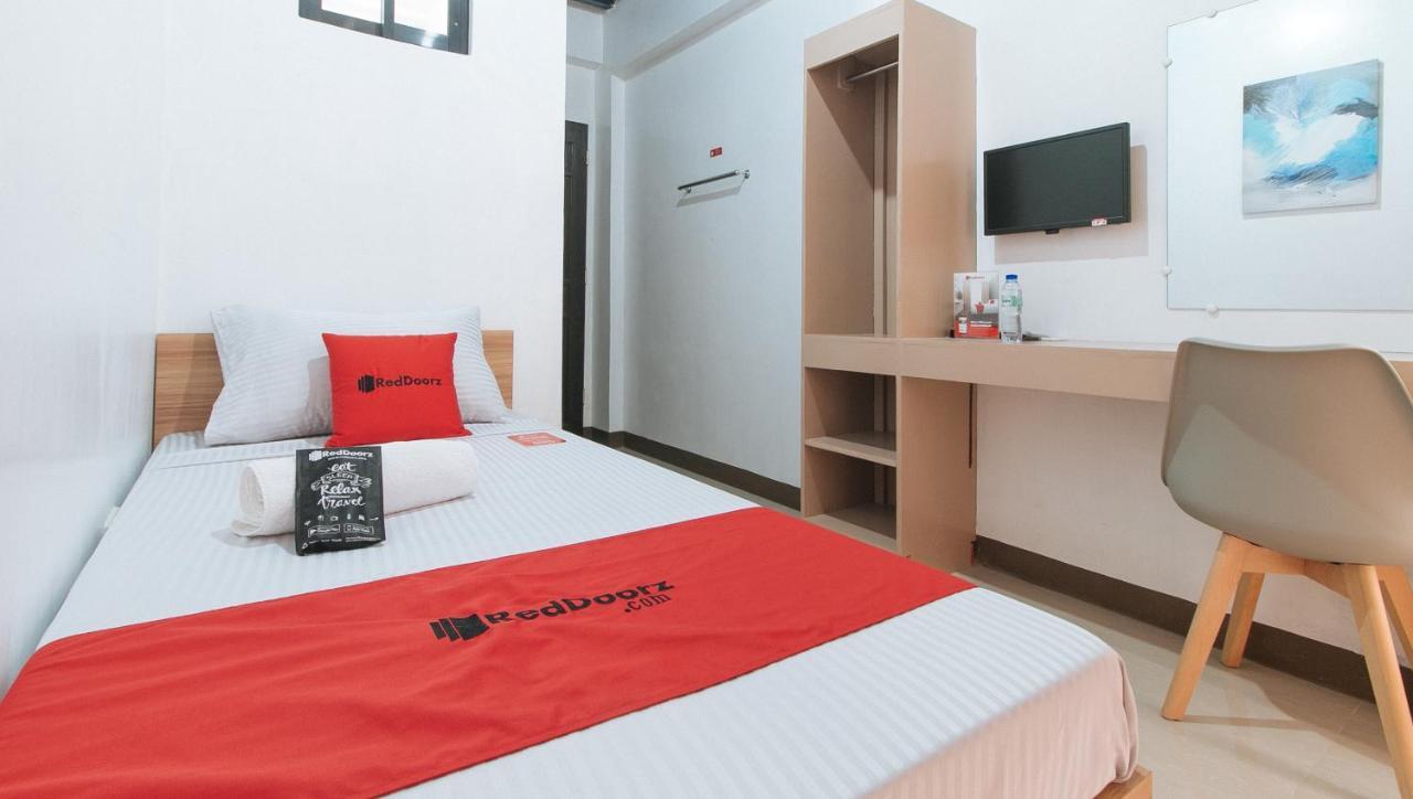Reddoorz Near Iloilo International Airport Hotel Cabatuan Eksteriør billede